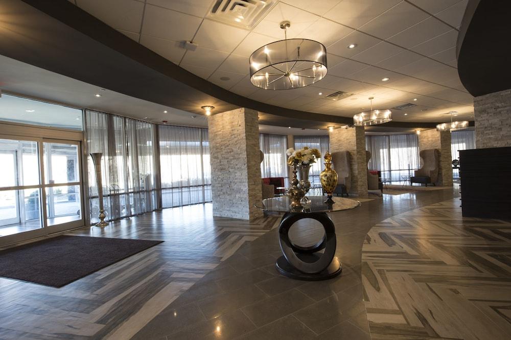 Crowne Plaza Saddle Brook By Ihg Hotel Exterior photo