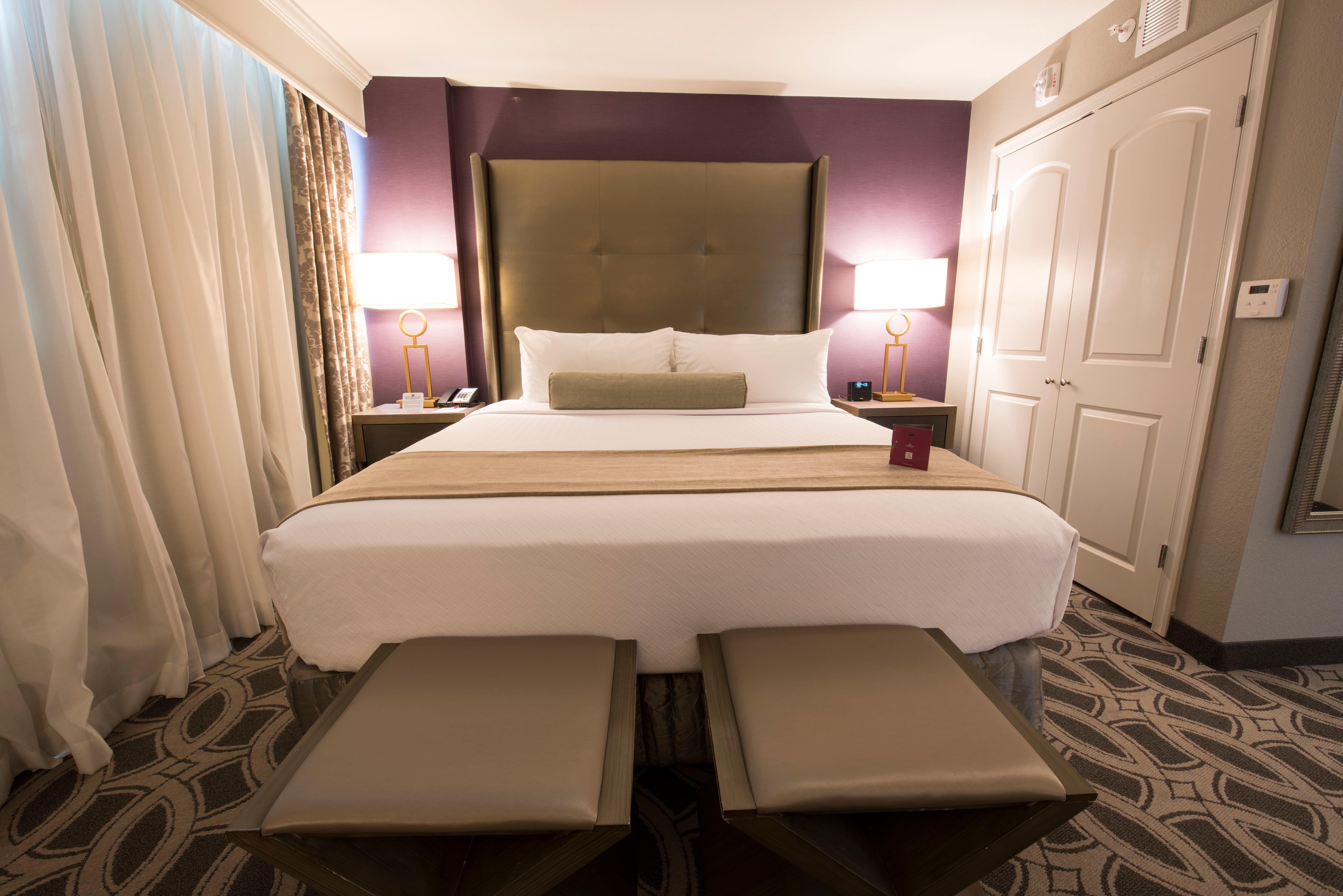 Crowne Plaza Saddle Brook By Ihg Hotel Exterior photo