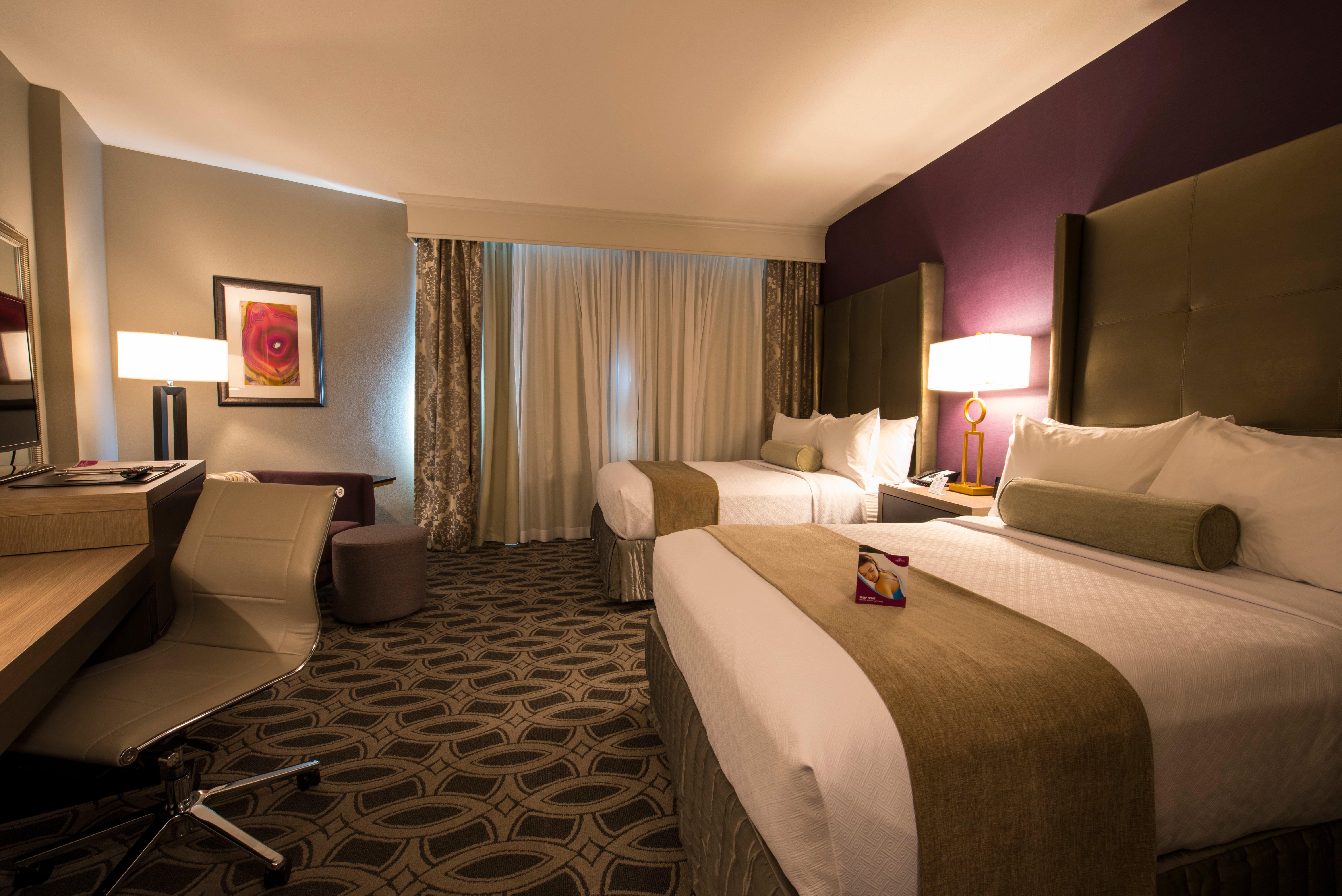 Crowne Plaza Saddle Brook By Ihg Hotel Exterior photo