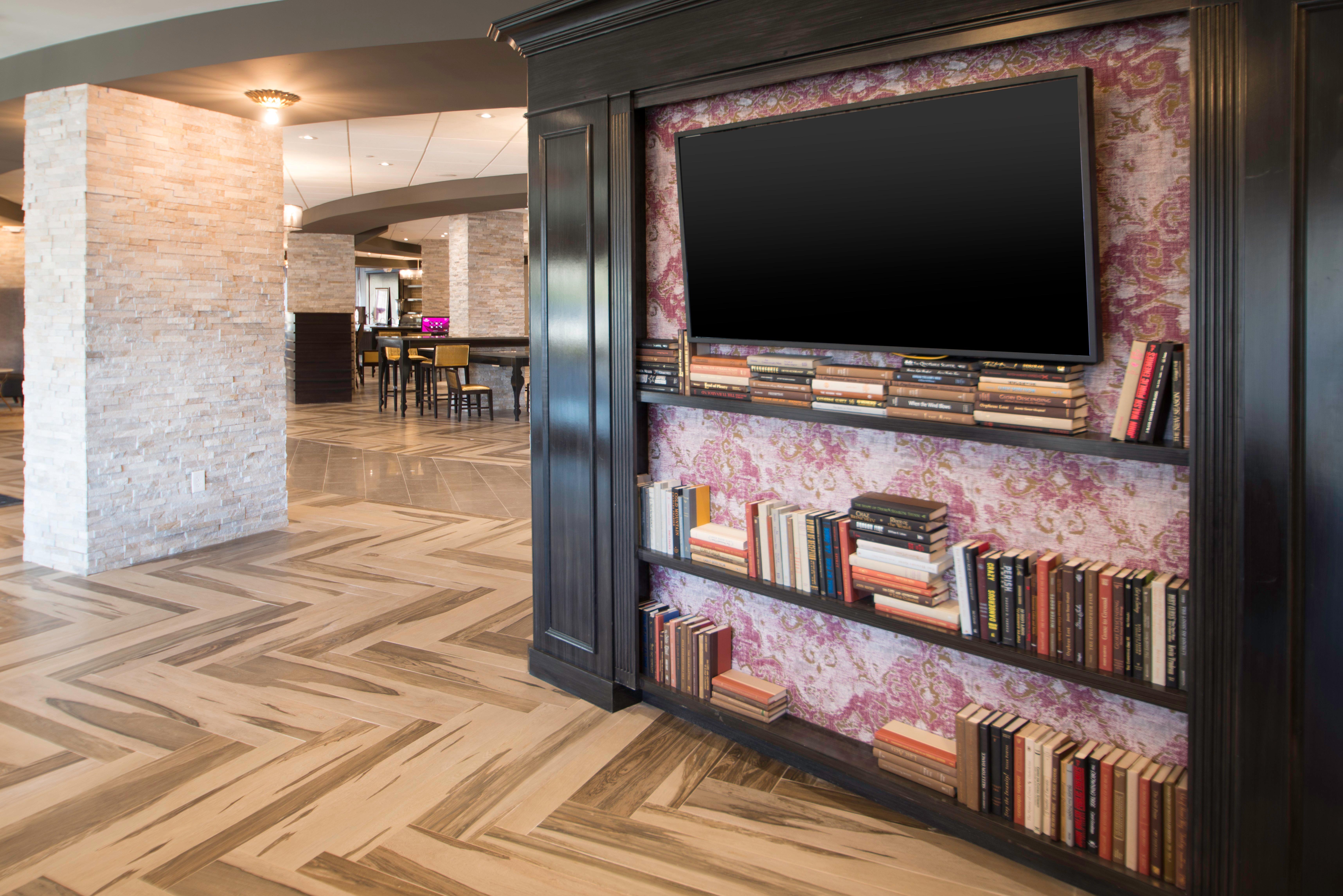 Crowne Plaza Saddle Brook By Ihg Hotel Exterior photo