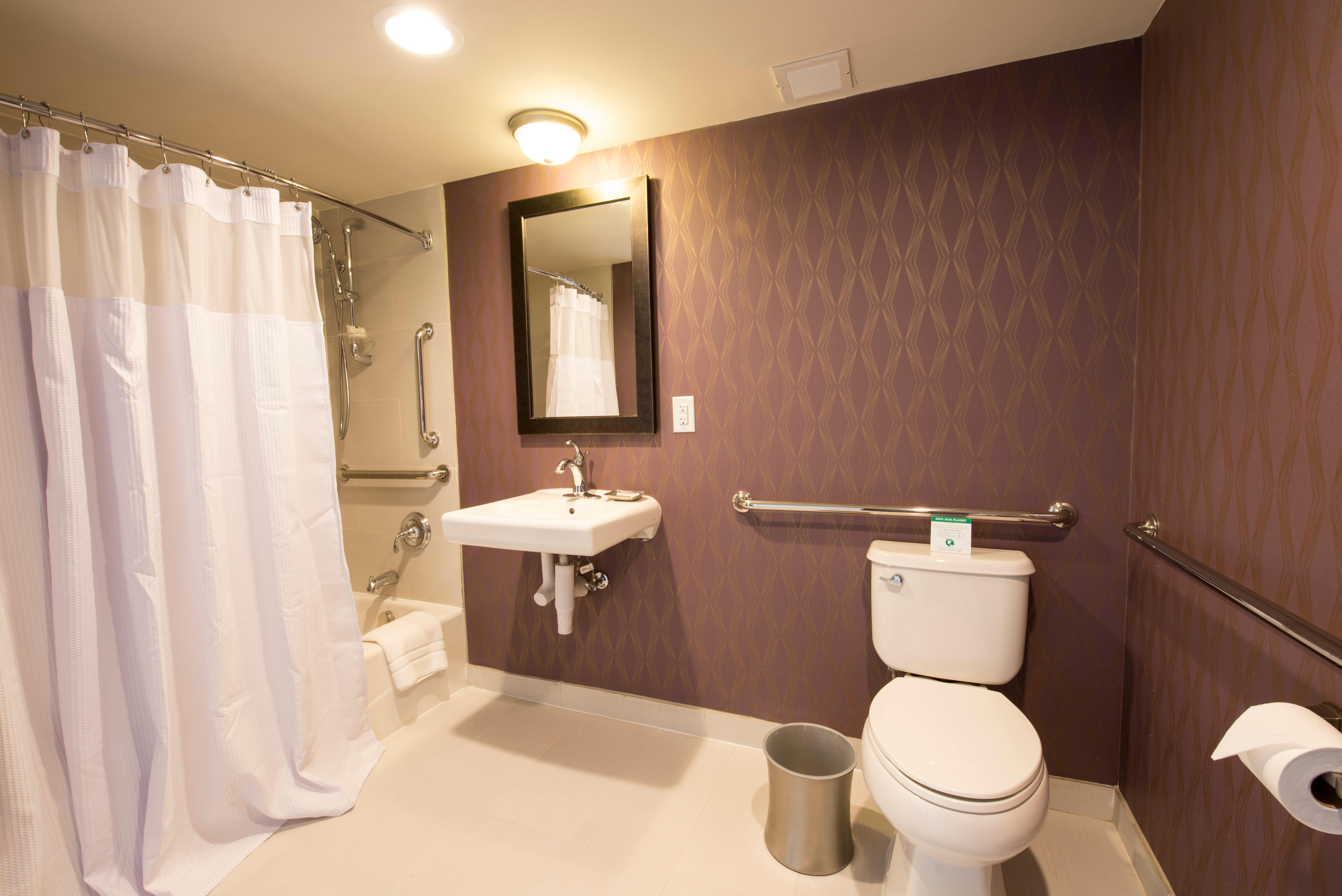 Crowne Plaza Saddle Brook By Ihg Hotel Exterior photo