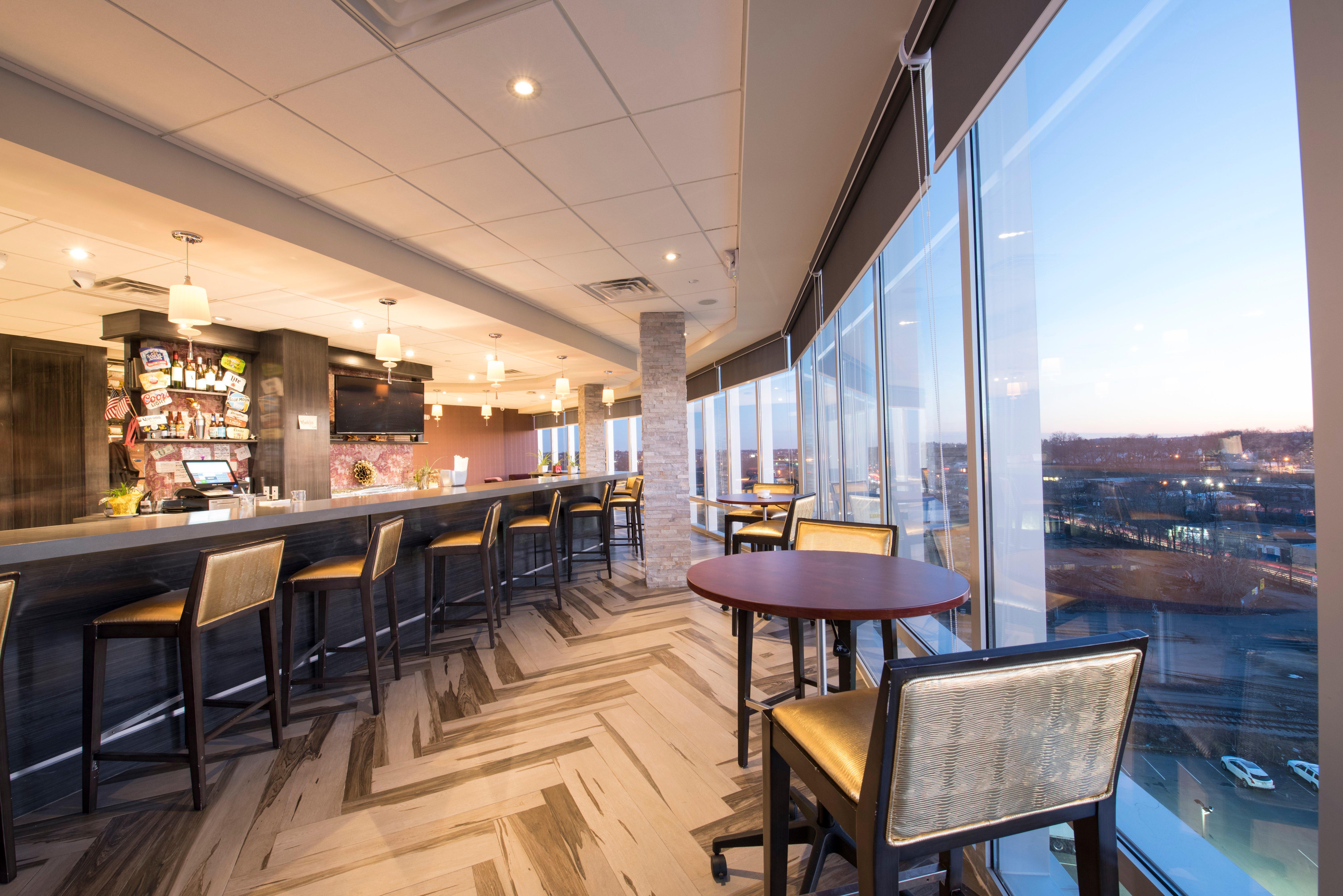 Crowne Plaza Saddle Brook By Ihg Hotel Exterior photo