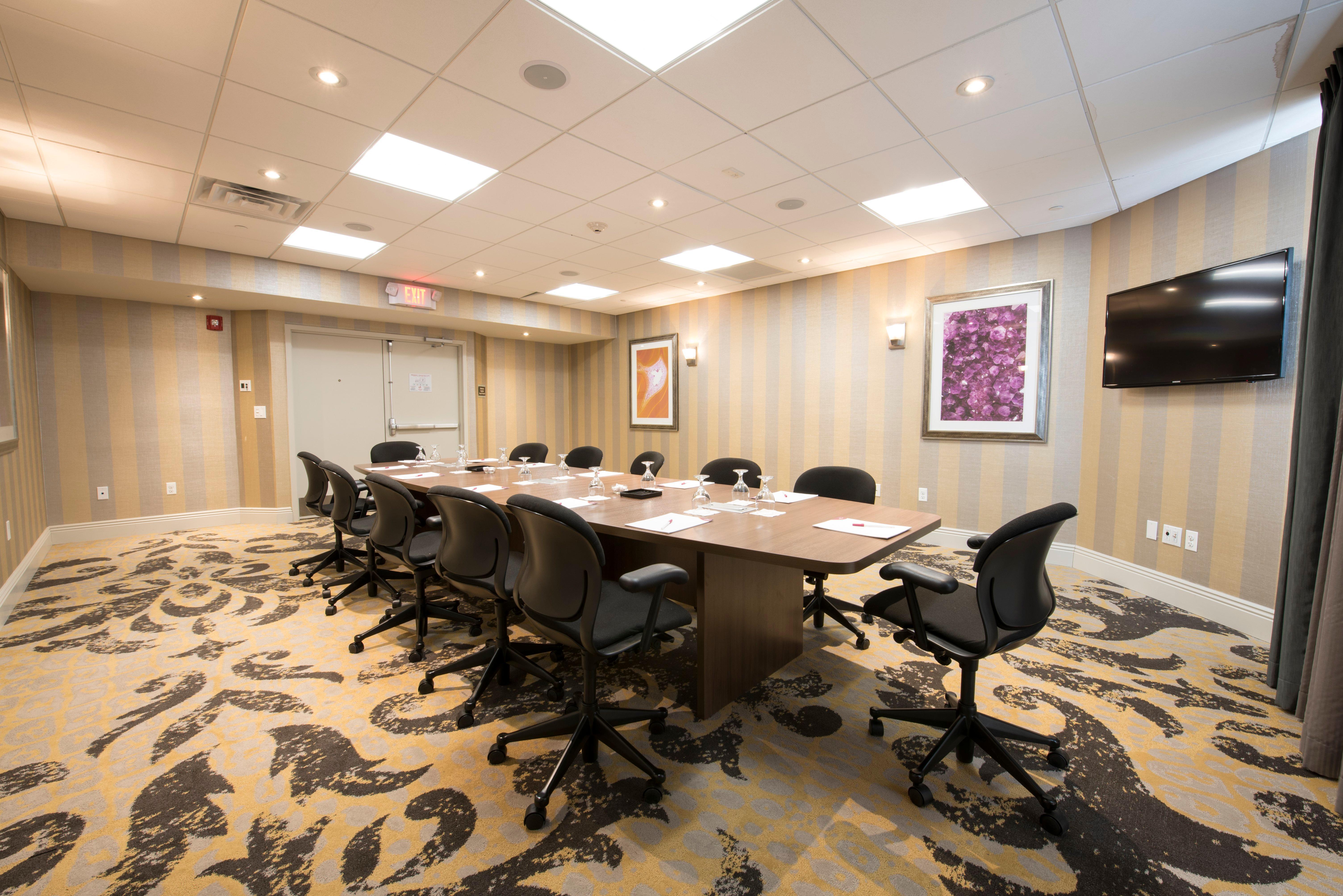 Crowne Plaza Saddle Brook By Ihg Hotel Exterior photo