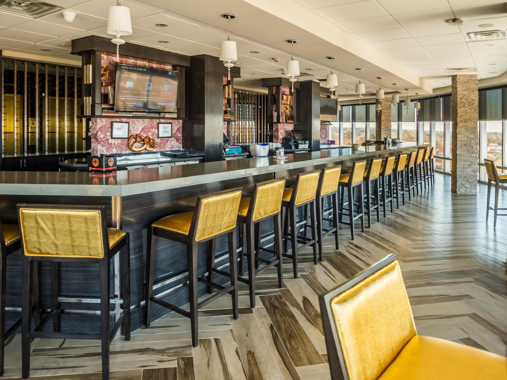 Crowne Plaza Saddle Brook By Ihg Hotel Exterior photo