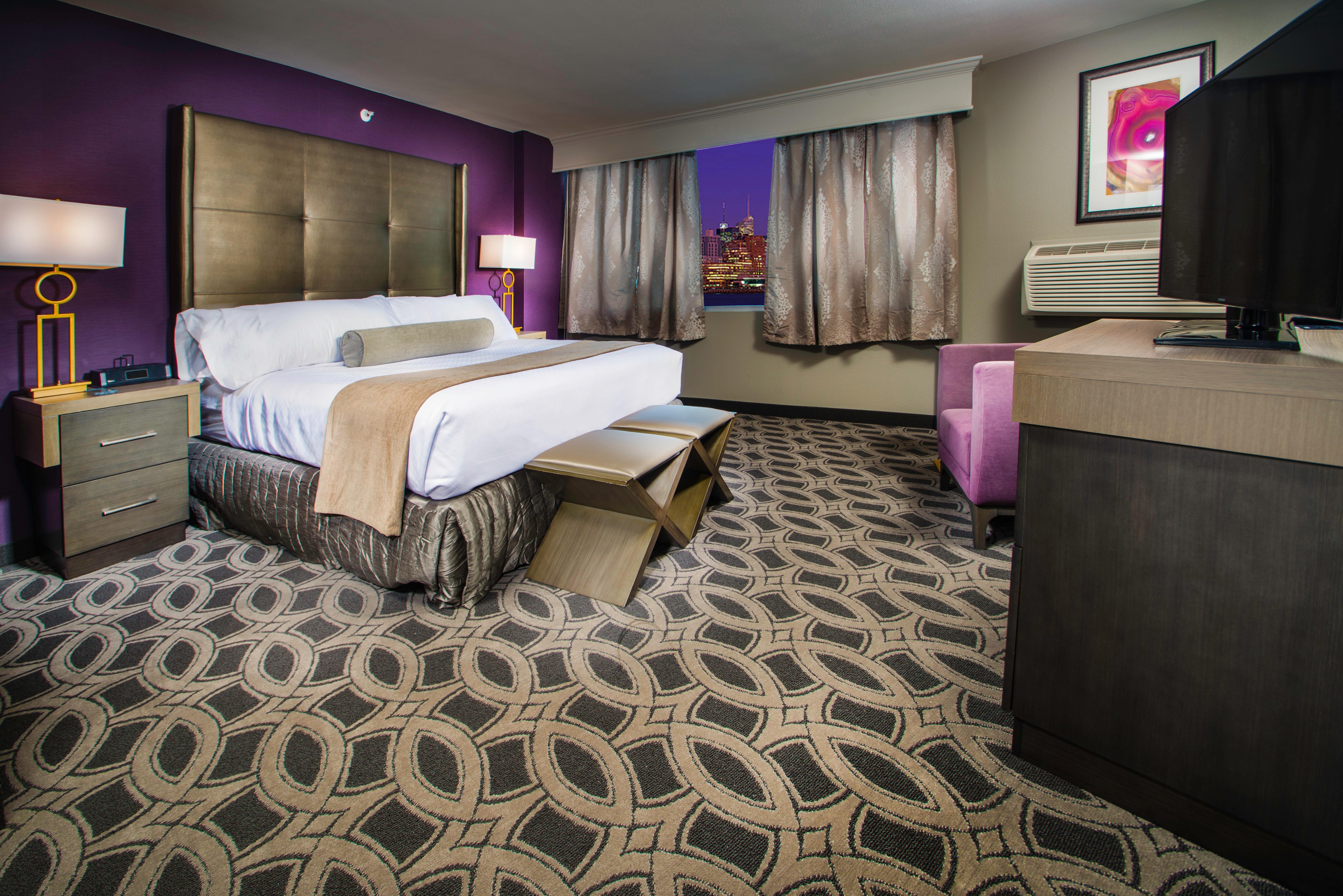 Crowne Plaza Saddle Brook By Ihg Hotel Exterior photo
